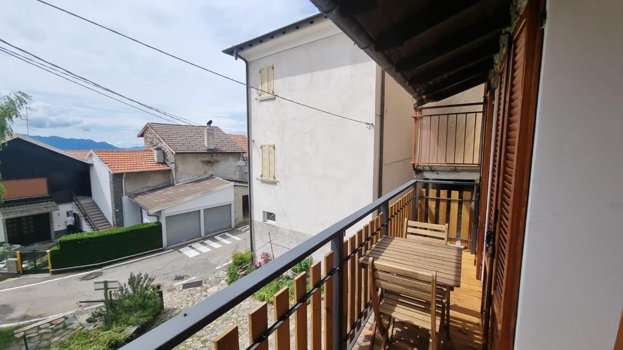 Il Rustico Villa Maccagno Eksteriør bilde